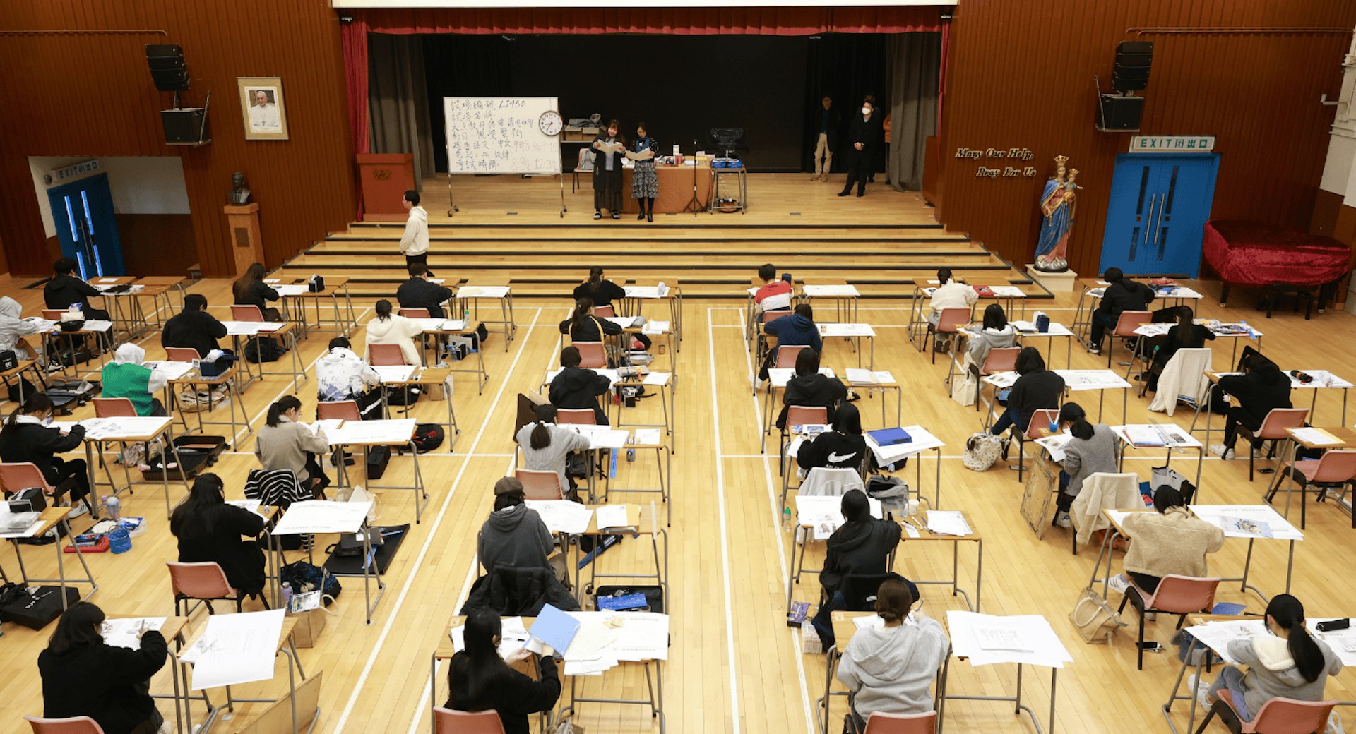 2025香港DSE放榜：16名狀元破紀錄，時隔6年再現“終極狀元”